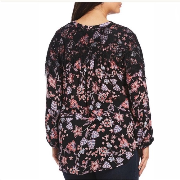 DEMOCRACY Black Floral Lace Peasant Gypsy Top 1X - Picture 3 of 8